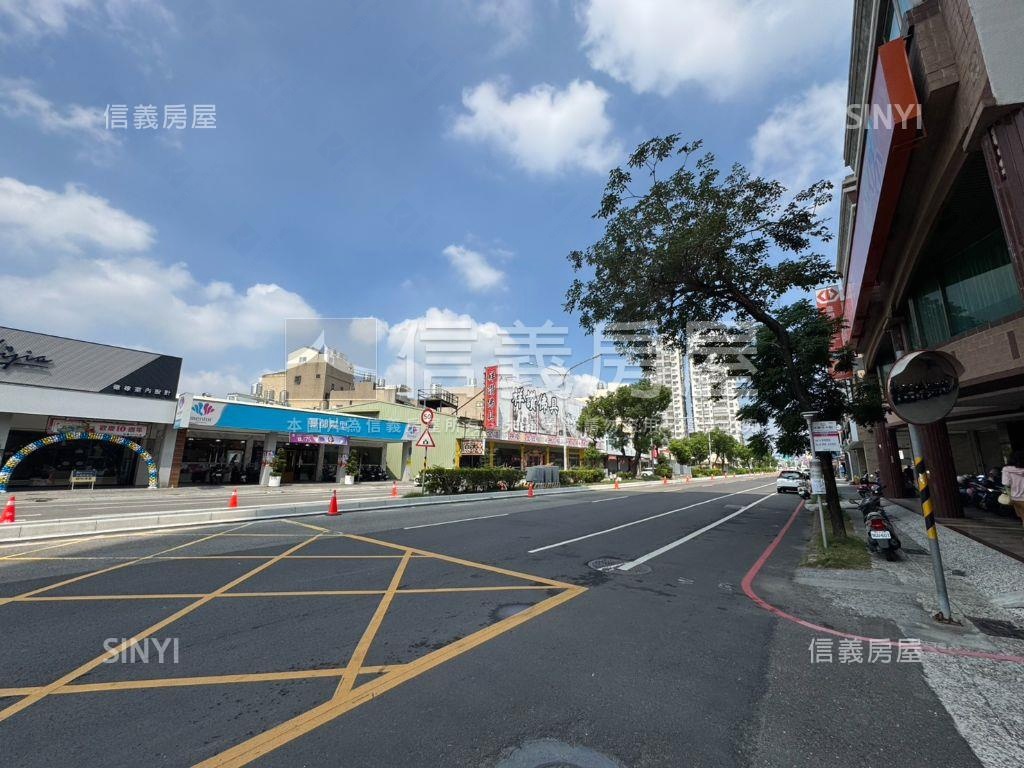 德富裝潢兩房車位房屋室內格局與周邊環境