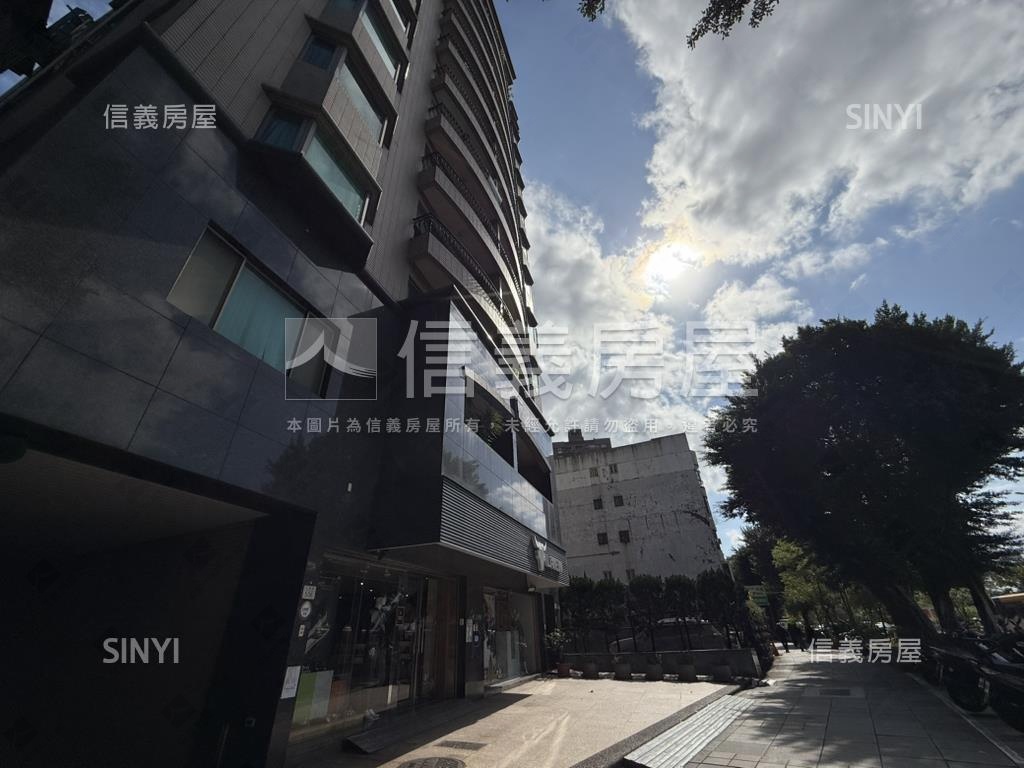 店長推薦北投捷運電梯四房房屋室內格局與周邊環境