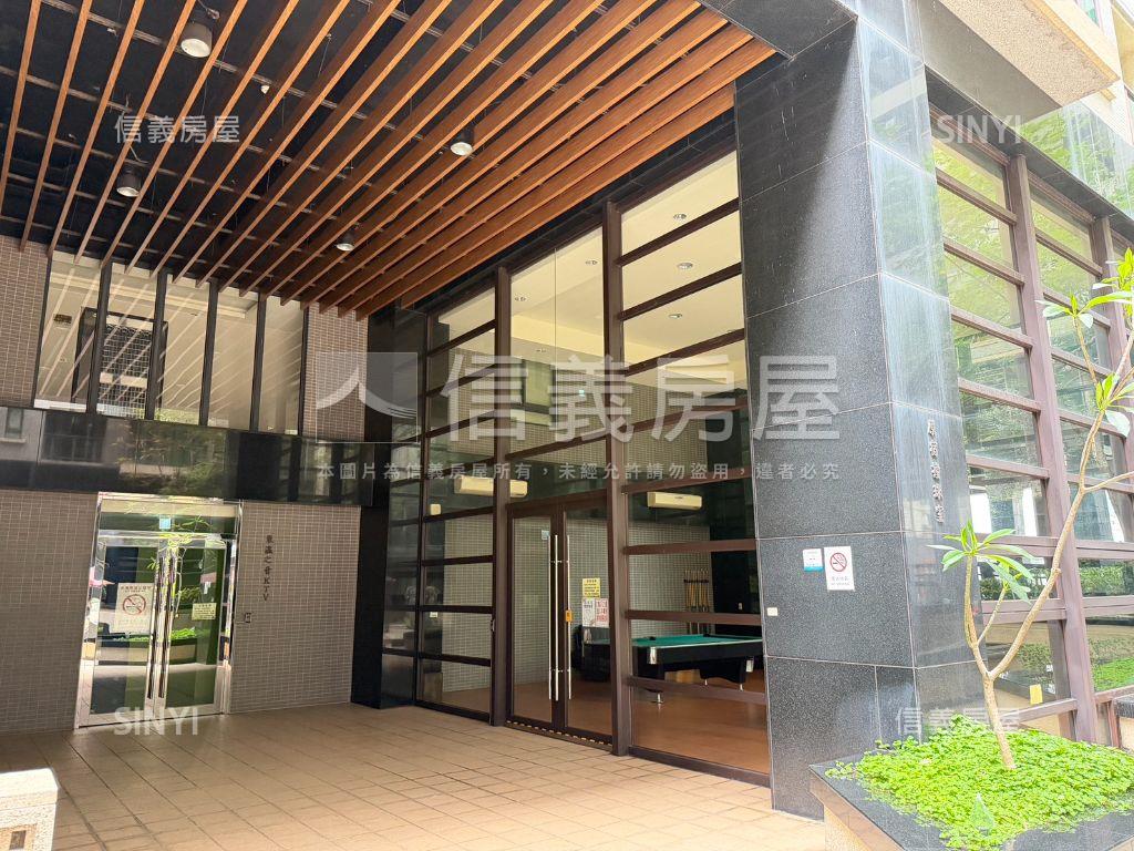 東京市高樓層兩房平車房屋室內格局與周邊環境