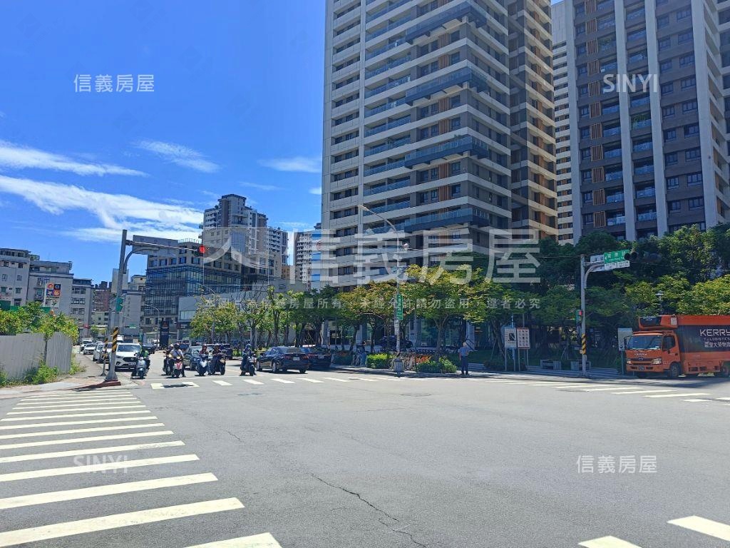 中和Ａ級廠辦附車位房屋室內格局與周邊環境