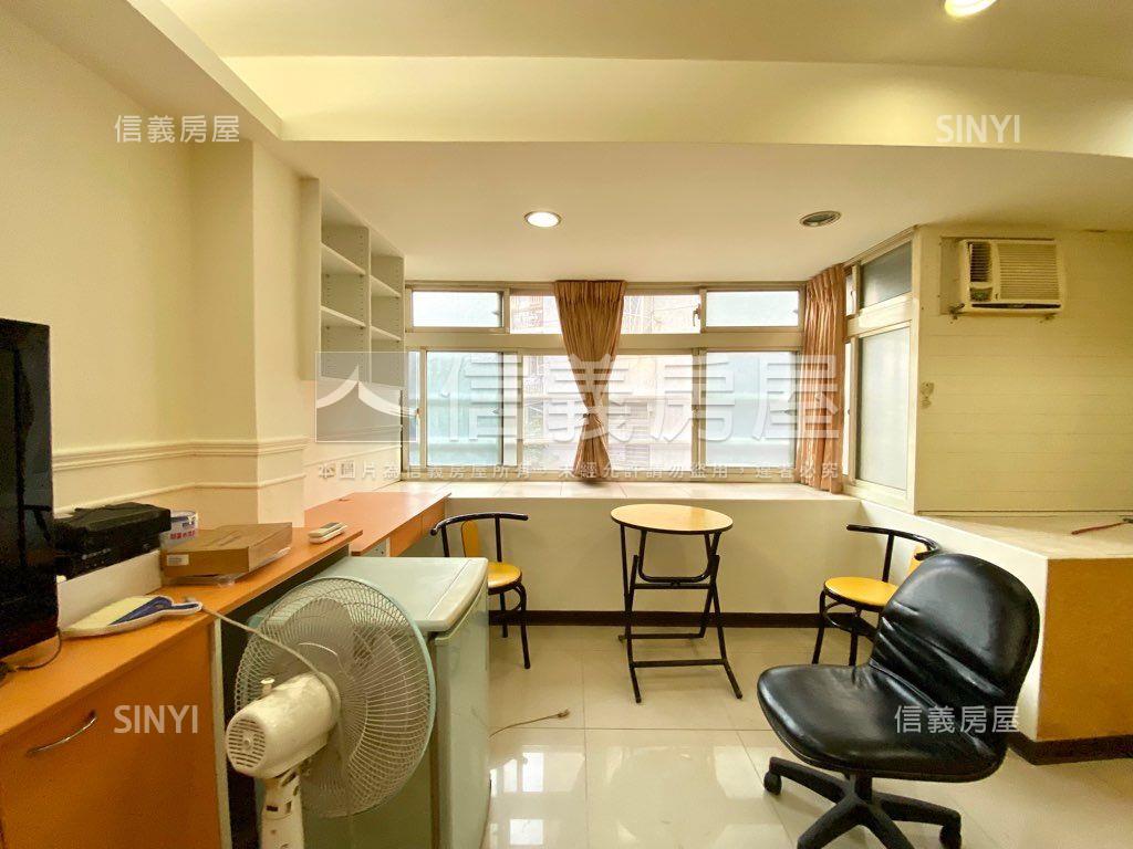 淡水近老街精美收租四套房屋室內格局與周邊環境