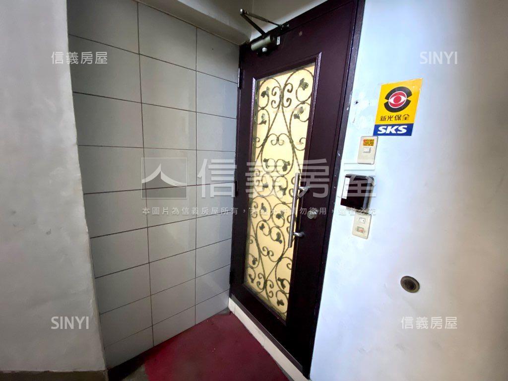 淡水近老街精美收租四套房屋室內格局與周邊環境