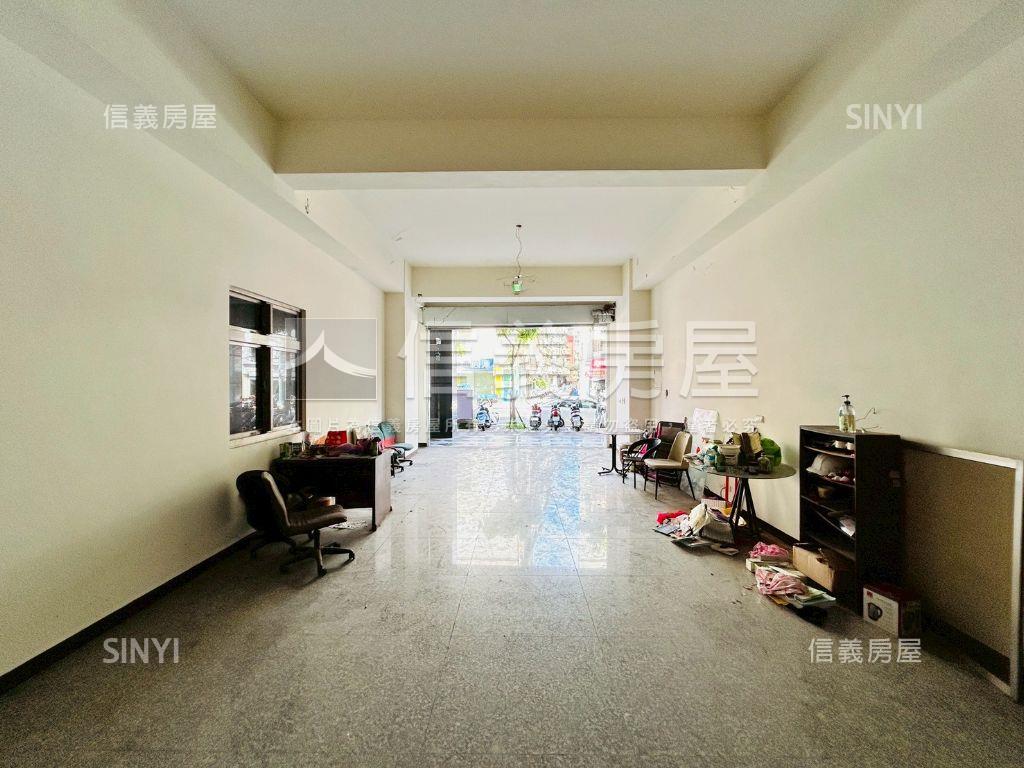 長榮路挑高金店面Ⅰ房屋室內格局與周邊環境