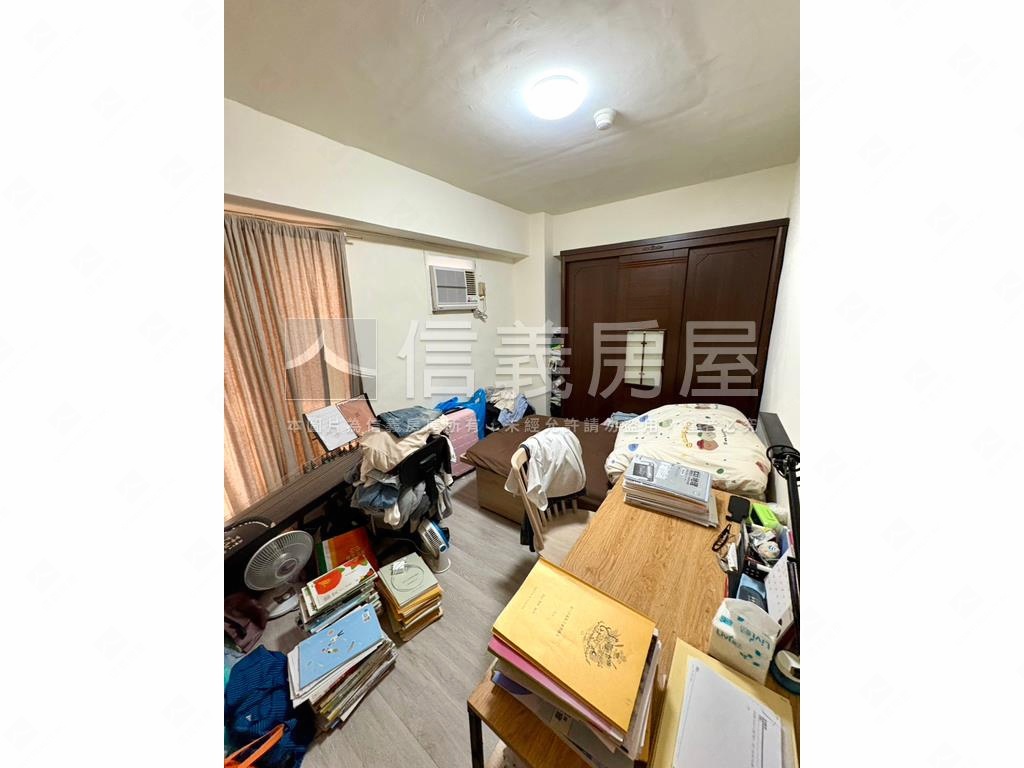 鄰近青年公園優質電梯３房房屋室內格局與周邊環境