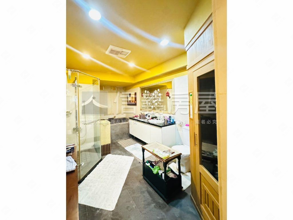 逸仙一樓美屋有前院房屋室內格局與周邊環境