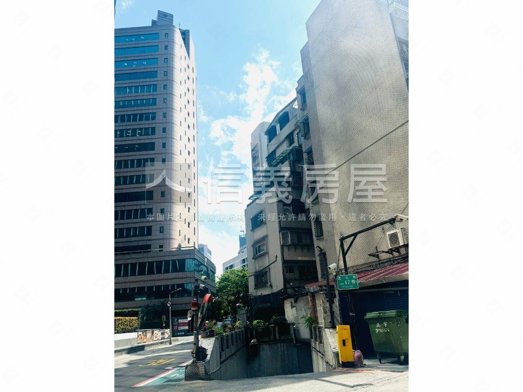 逸仙一樓美屋有前院房屋室內格局與周邊環境