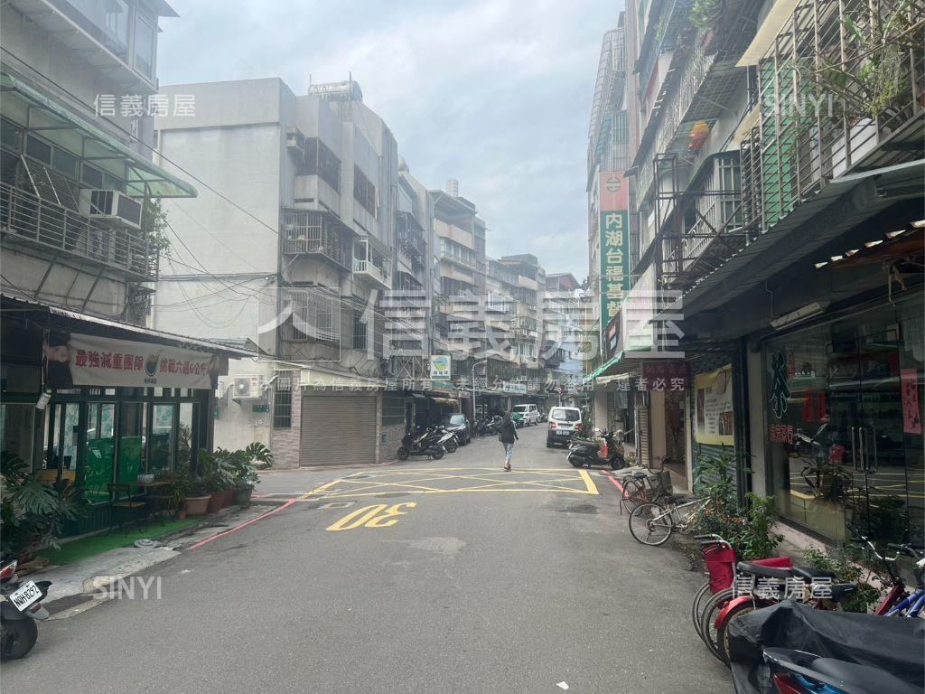 近黃昏市場低總價店面誠售房屋室內格局與周邊環境