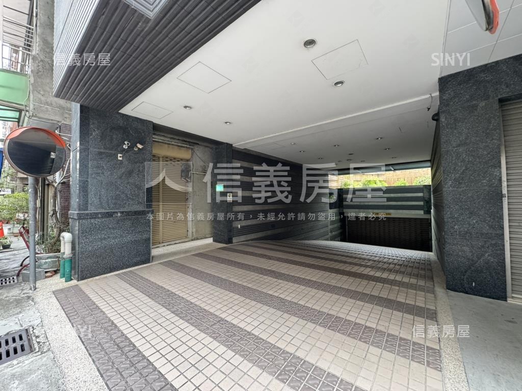 全室百萬美裝潢大三房平車房屋室內格局與周邊環境