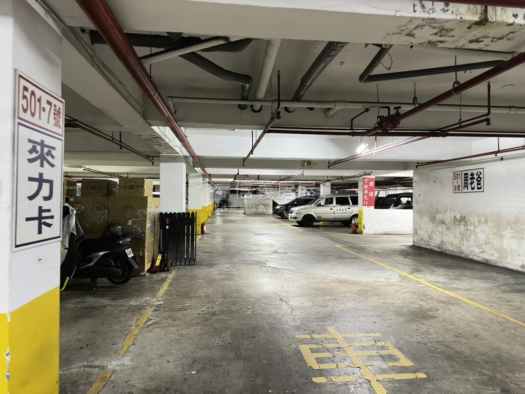 新店中正吉品廠辦房屋室內格局與周邊環境