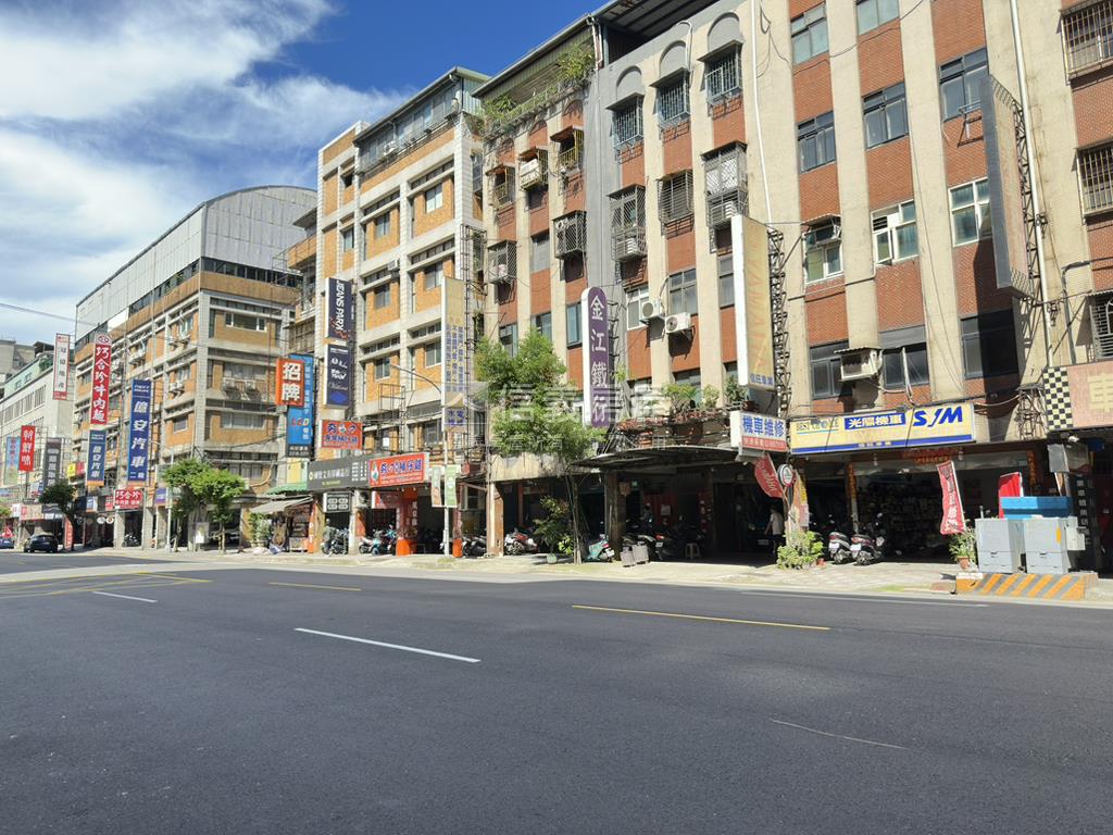 新店中正吉品廠辦房屋室內格局與周邊環境