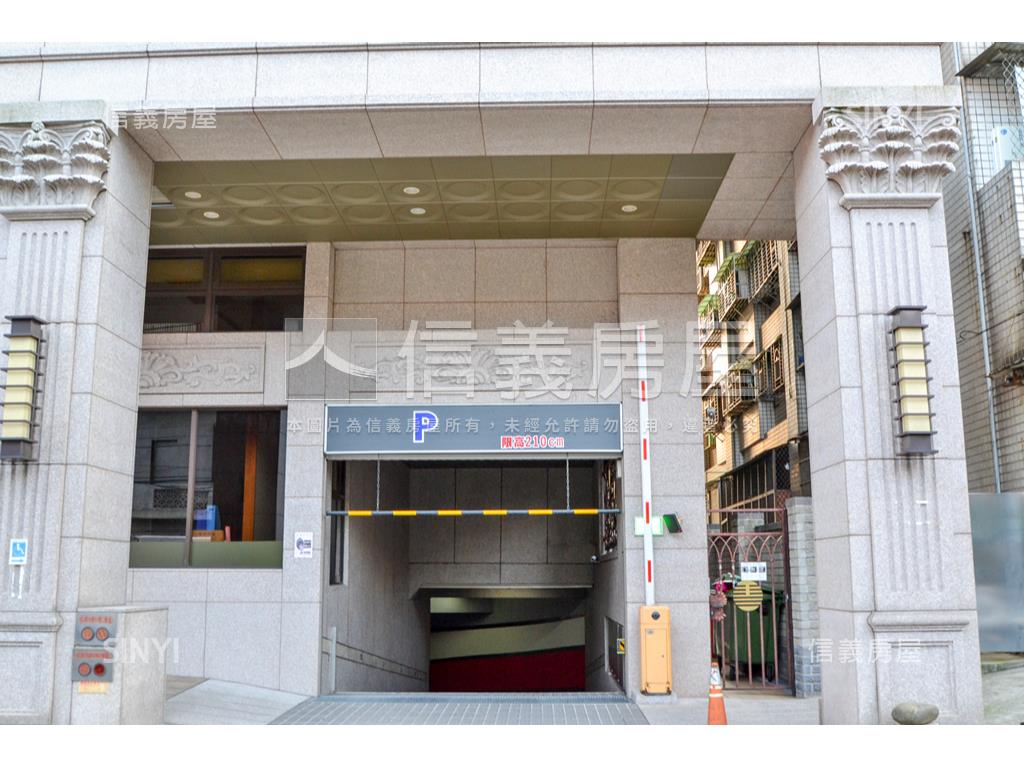 權泰景上優質三房車位房屋室內格局與周邊環境