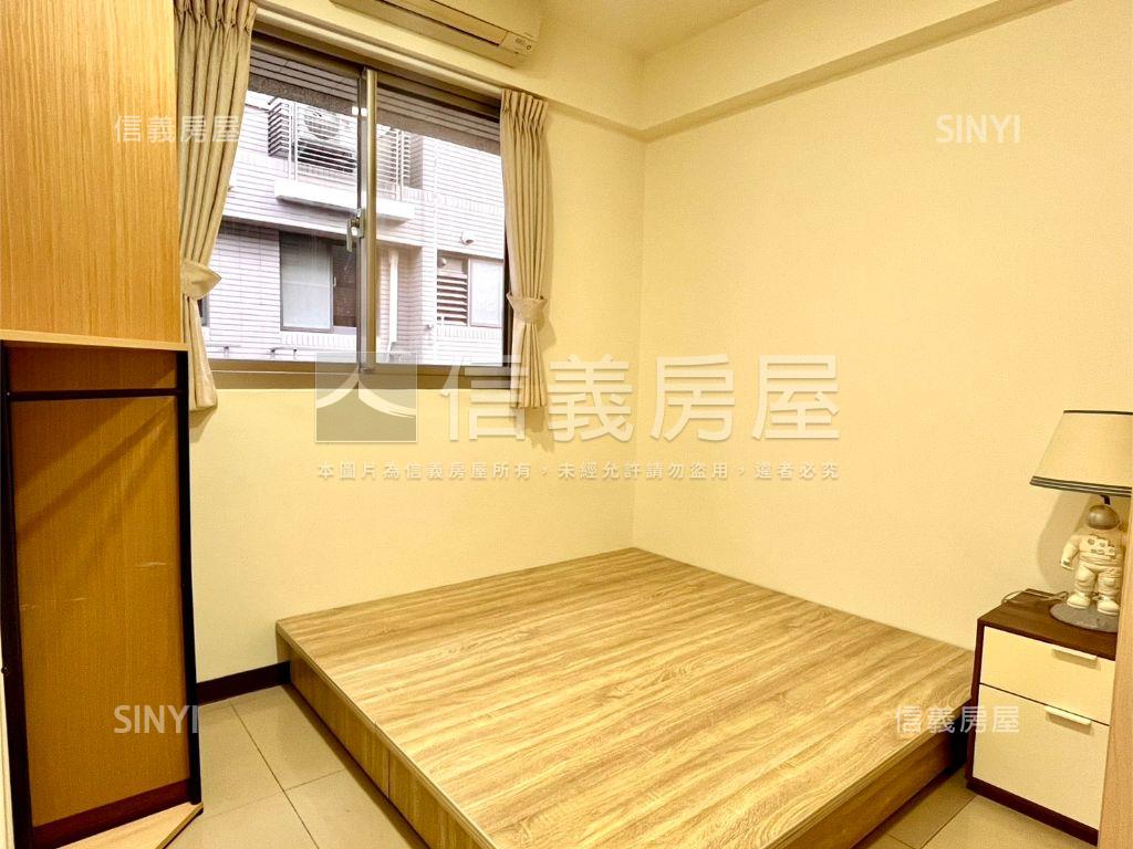 馥裔高樓清靜三房車位房屋室內格局與周邊環境