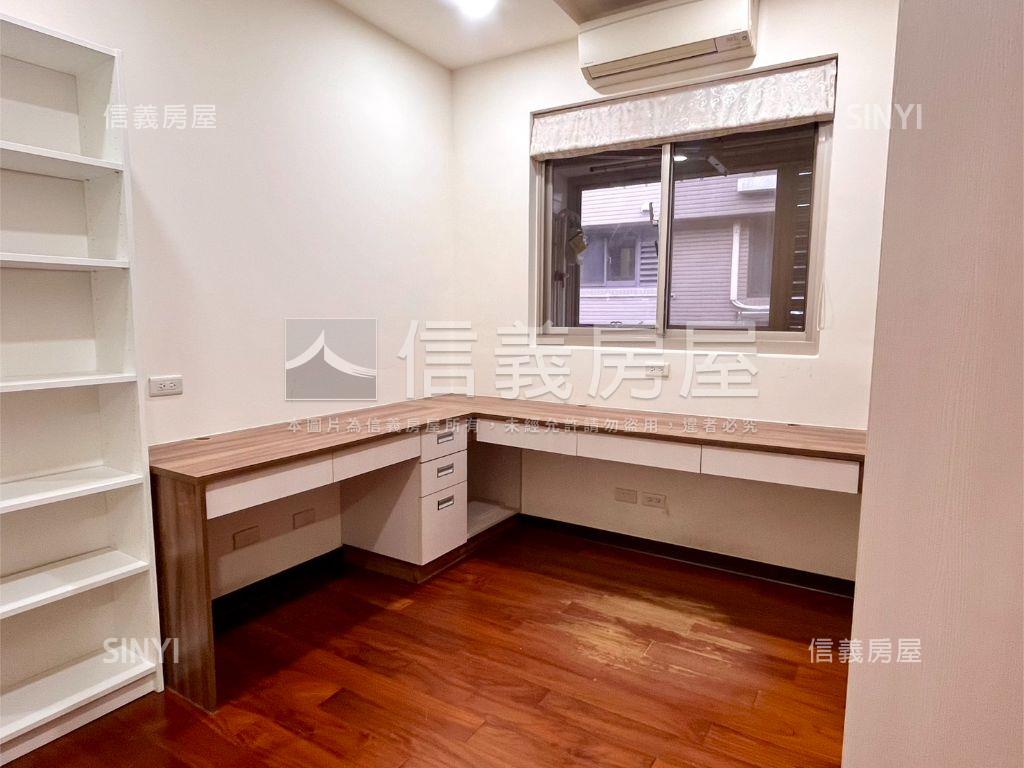 馥裔高樓清靜三房車位房屋室內格局與周邊環境