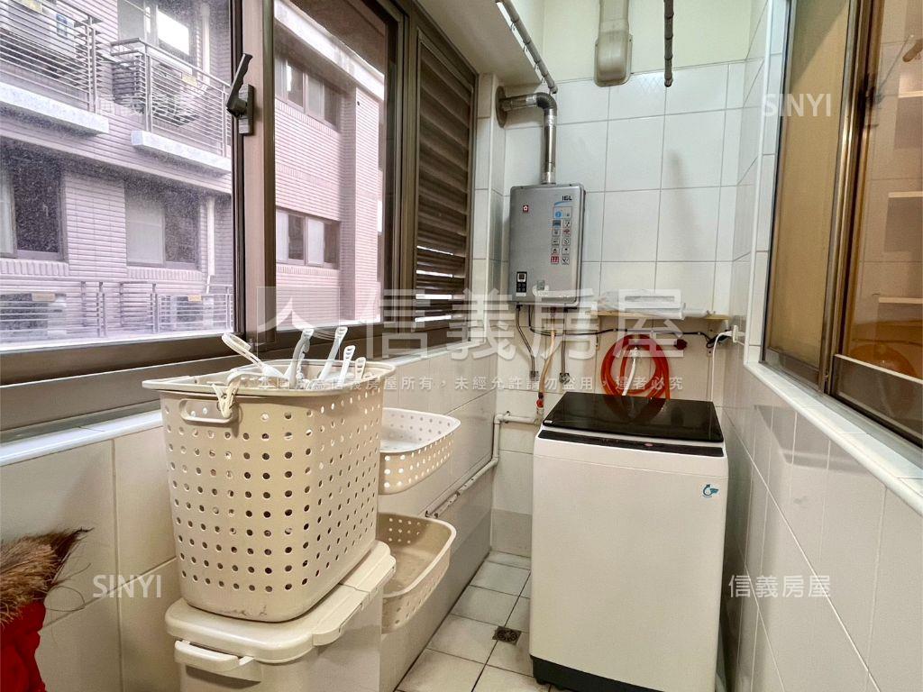馥裔高樓清靜三房車位房屋室內格局與周邊環境