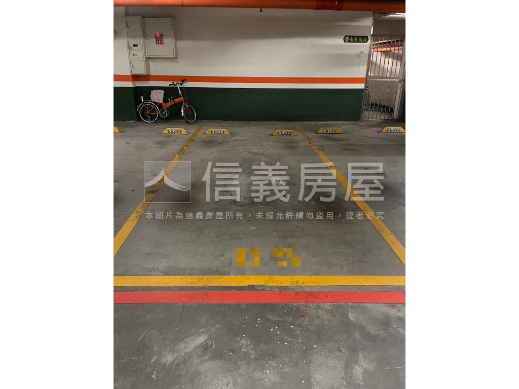 馥裔高樓清靜三房車位房屋室內格局與周邊環境