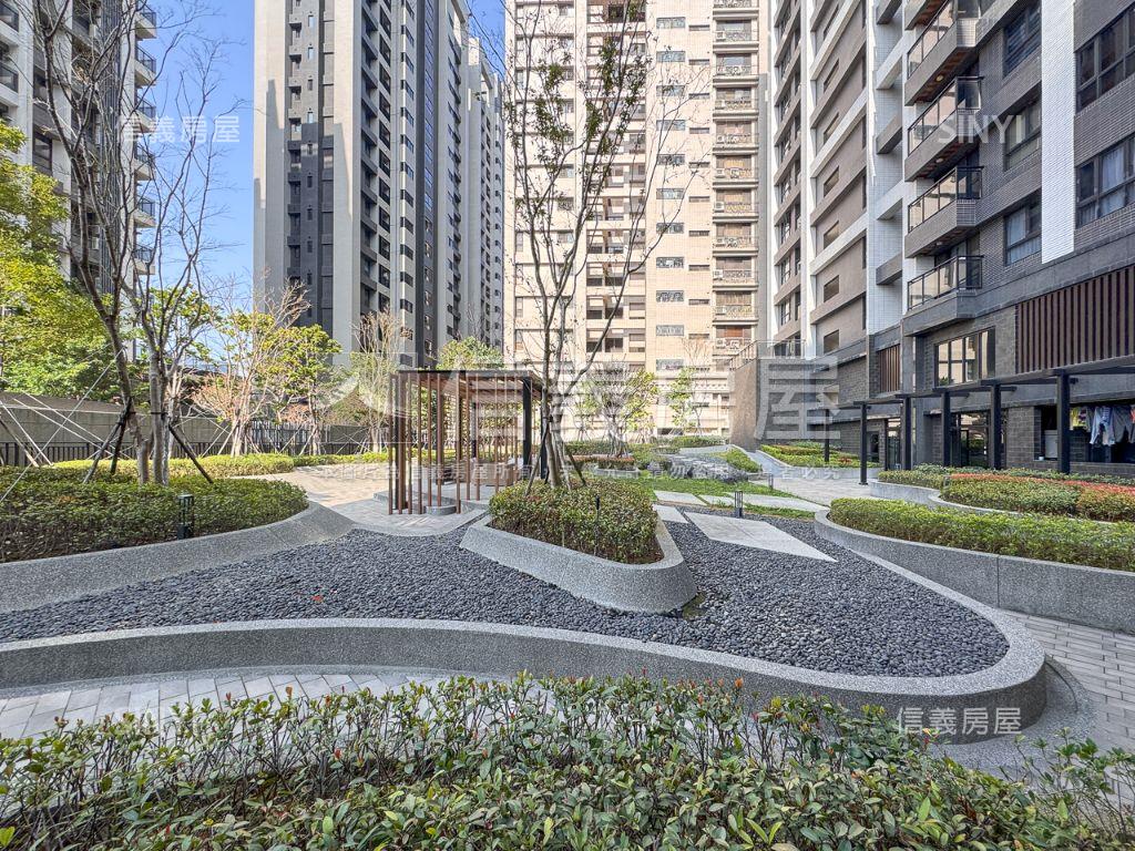 高鐵區一森峰視野戶美屋房屋室內格局與周邊環境