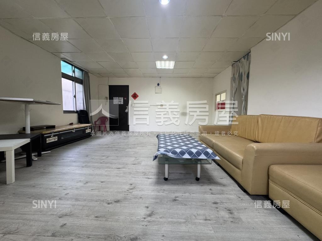 運動公園三樓美寓房屋室內格局與周邊環境