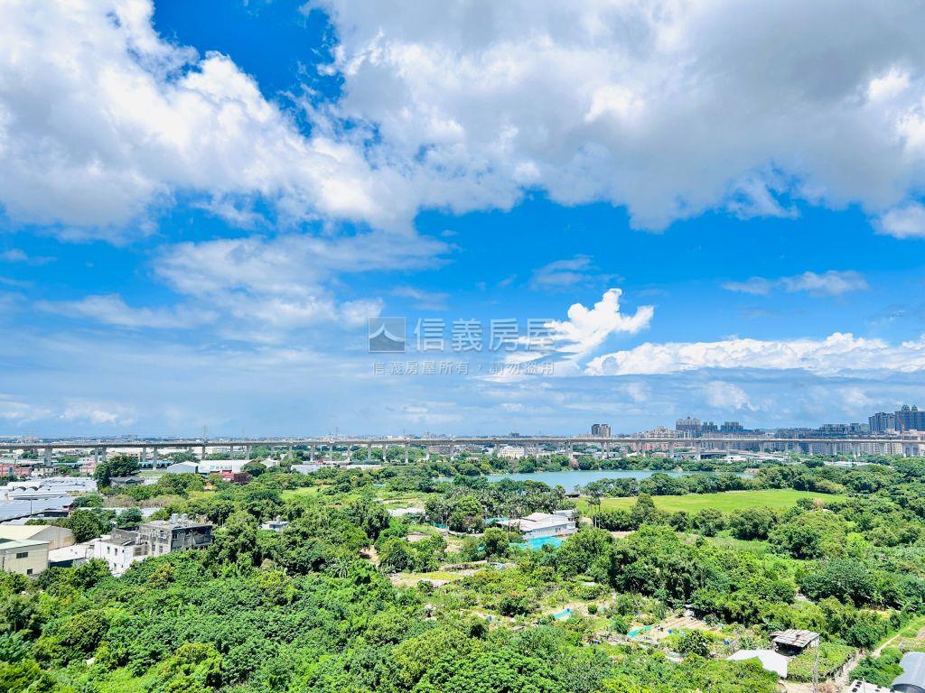 遠景{衛浴開窗}四房車位房屋室內格局與周邊環境