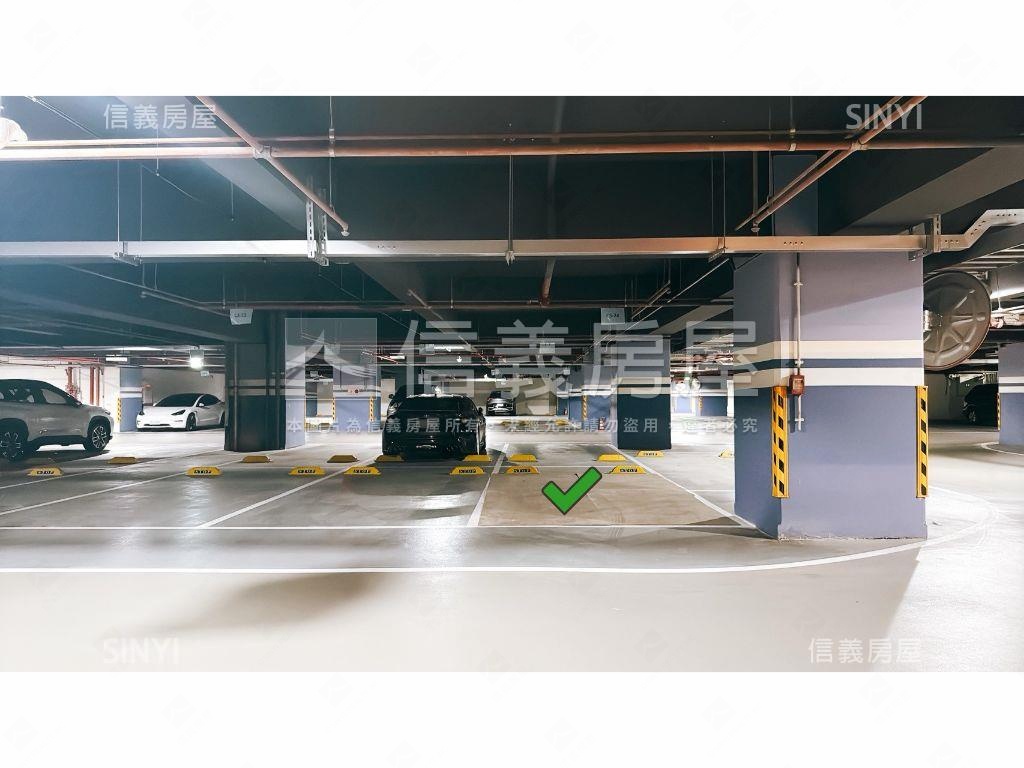 皇普莊園２房平車視野戶房屋室內格局與周邊環境