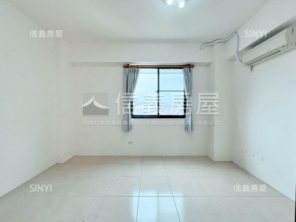 大里屋齡約１０年活路透天房屋室內格局與周邊環境