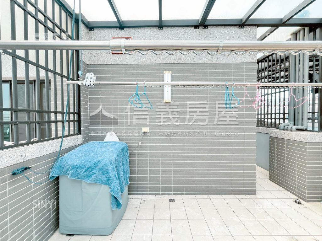 大里屋齡約１０年活路透天房屋室內格局與周邊環境
