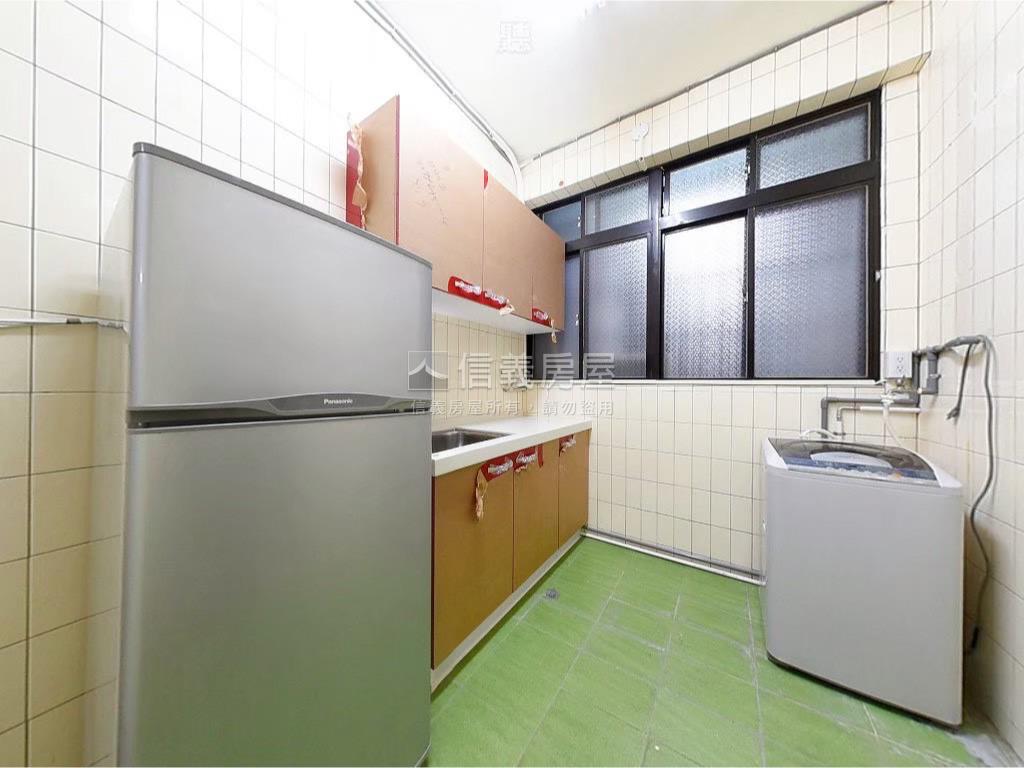 通化夜市金店面透天房屋室內格局與周邊環境