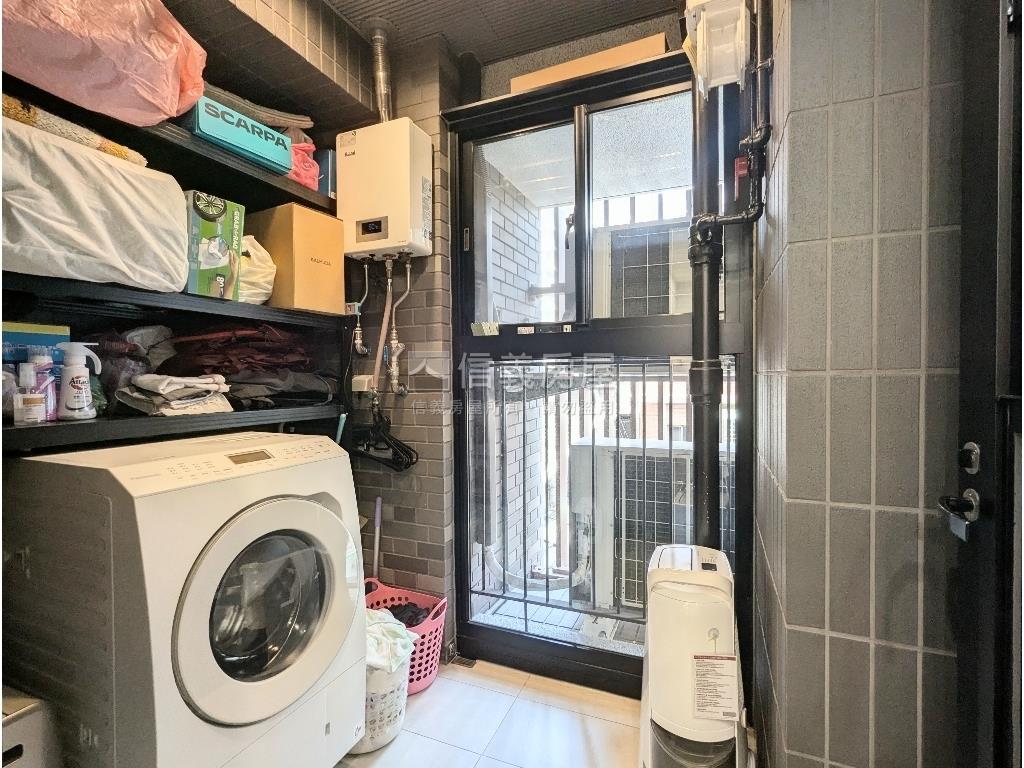 璞園出品精美捷運二房房屋室內格局與周邊環境