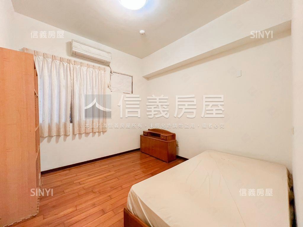 降價！公園皇家三房露臺戶房屋室內格局與周邊環境