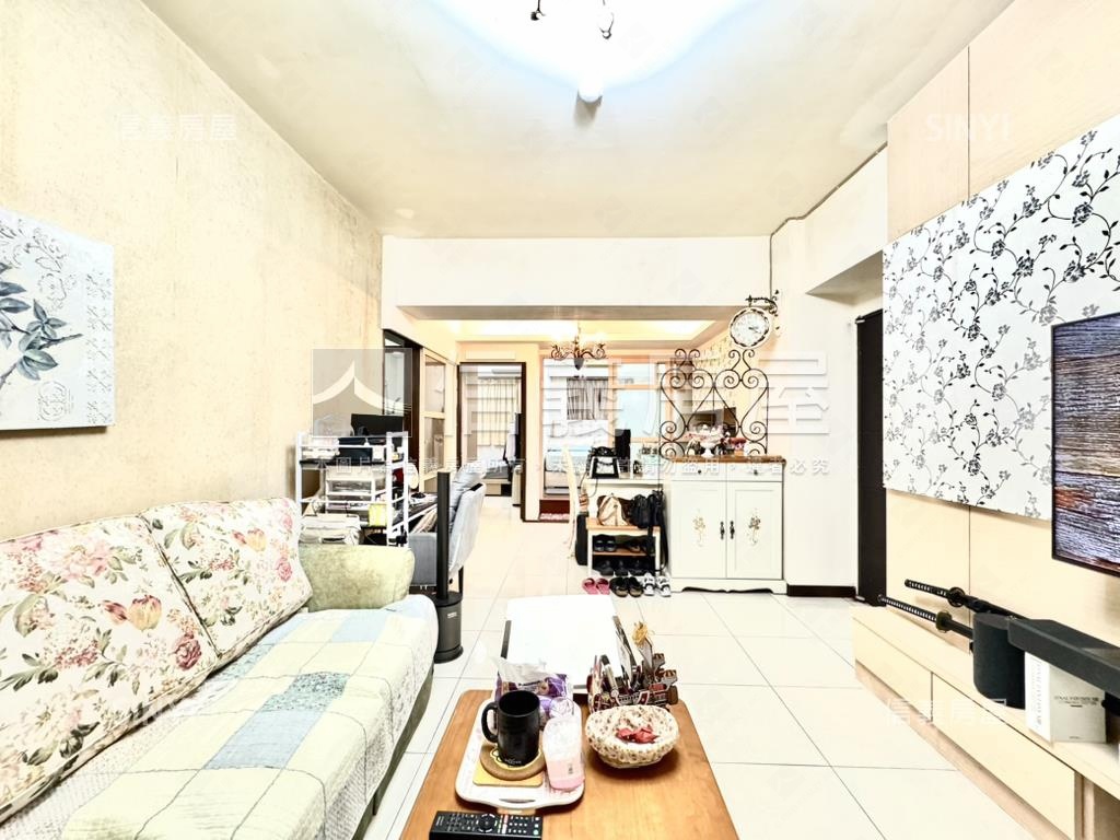 美麗歐洲小資兩房平面車位房屋室內格局與周邊環境