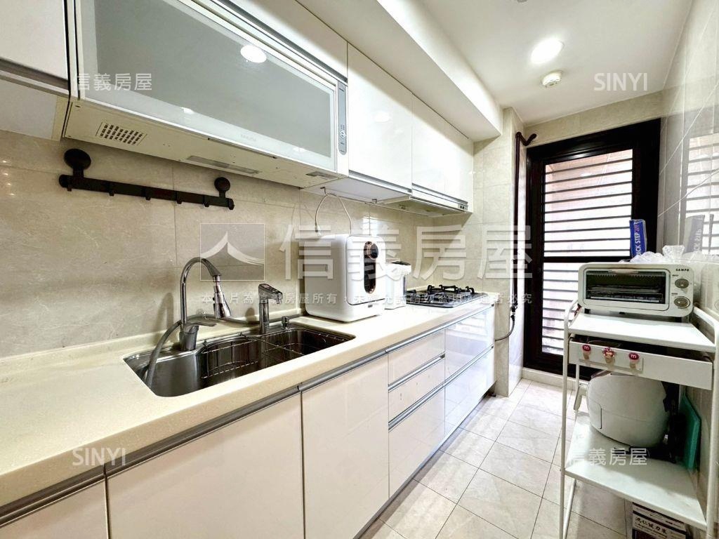 積穗學府美宅衛浴開窗房屋室內格局與周邊環境