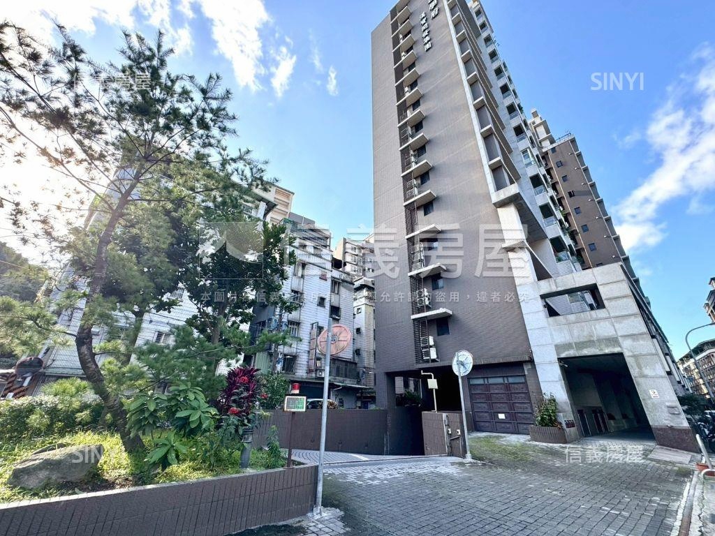 積穗學府美宅衛浴開窗房屋室內格局與周邊環境