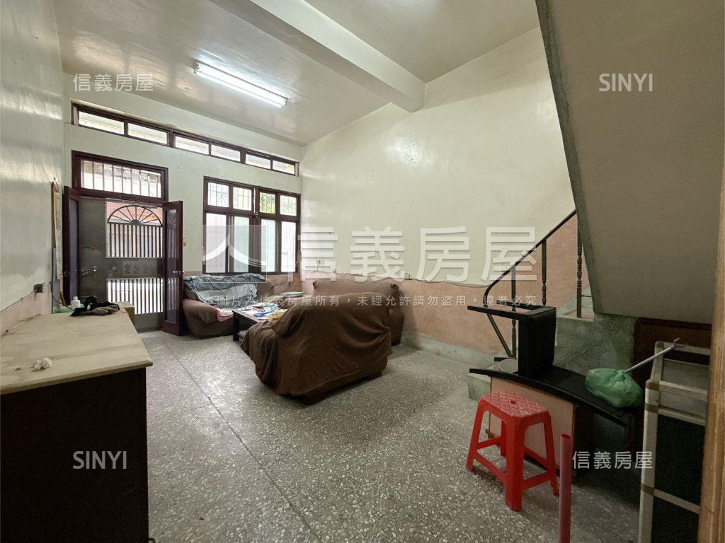 鼓山內惟路⛰️三角窗透天房屋室內格局與周邊環境