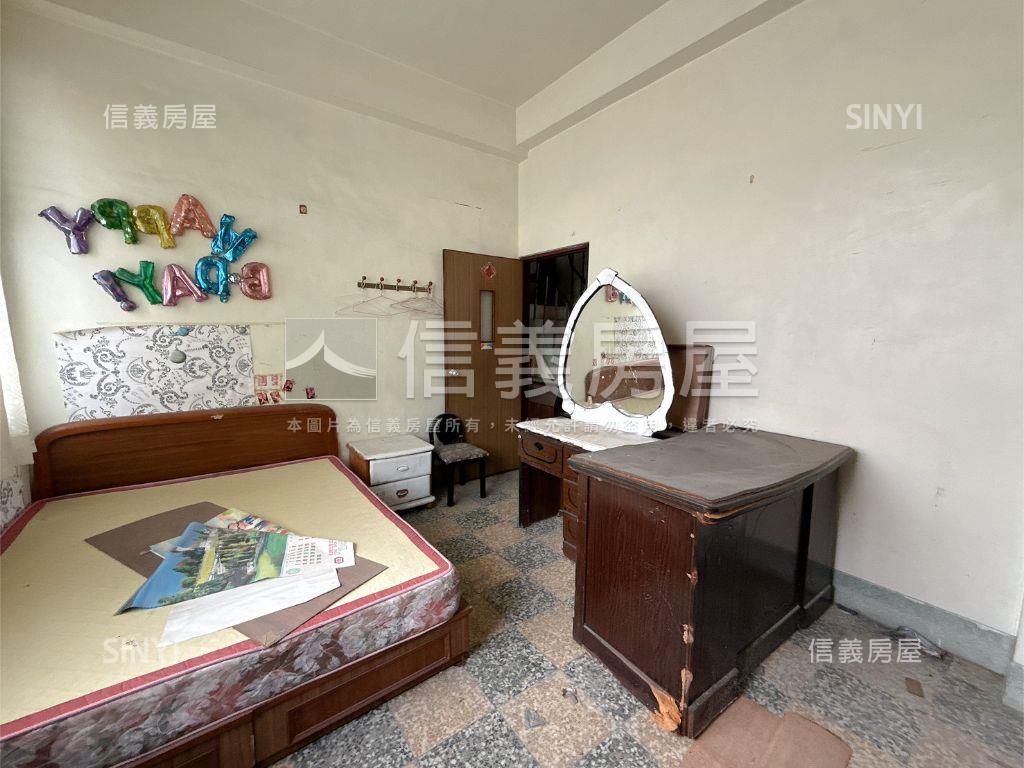 鼓山內惟路⛰️三角窗透天房屋室內格局與周邊環境