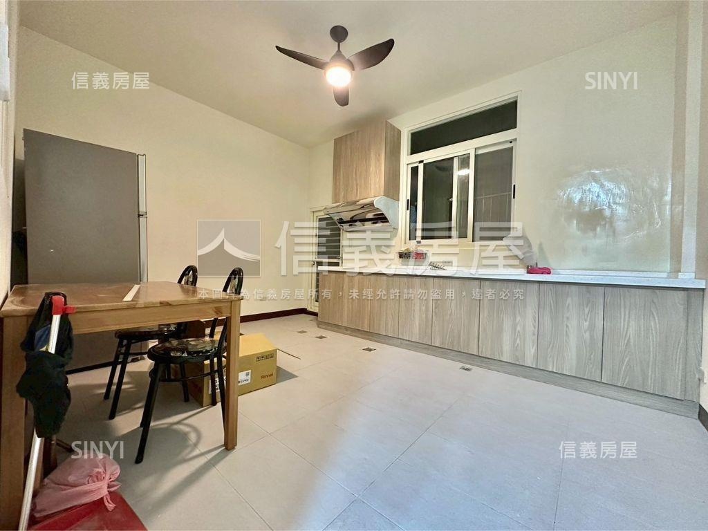 孝親房全新整理透天房屋室內格局與周邊環境