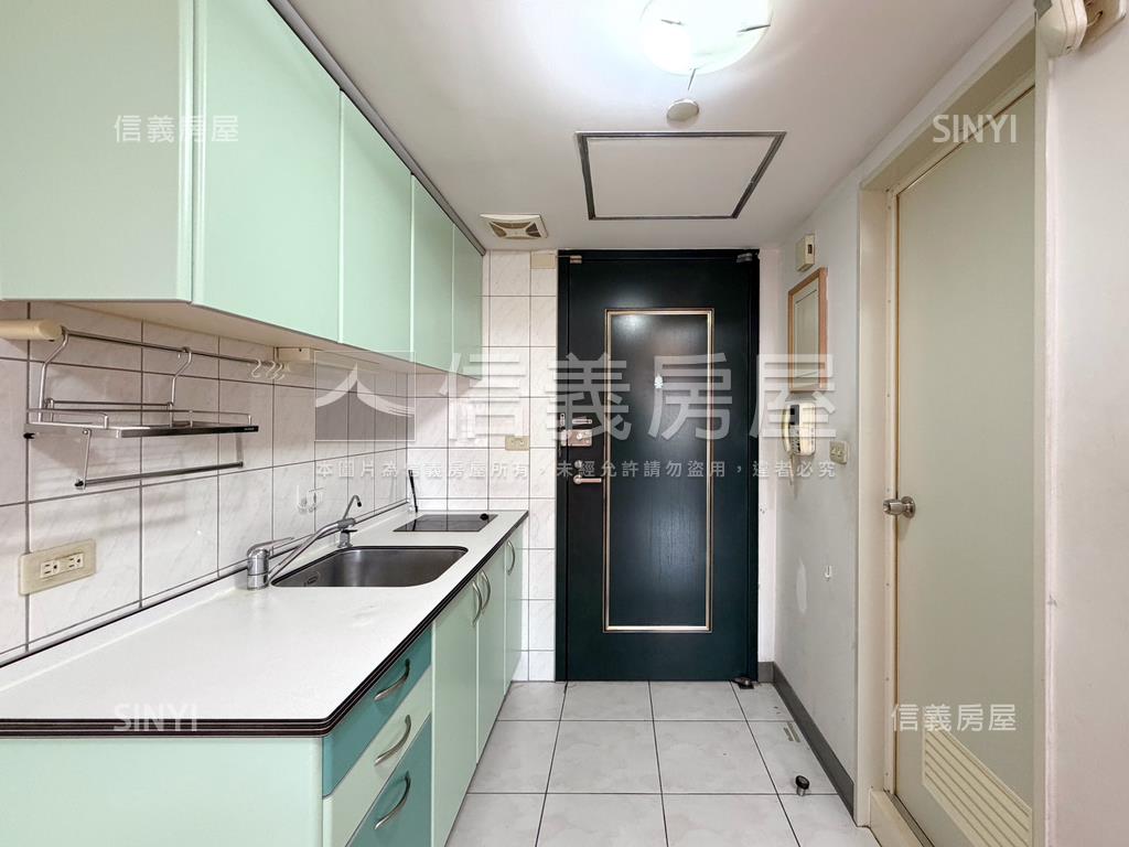 捷運囍多採光好視野套房房屋室內格局與周邊環境