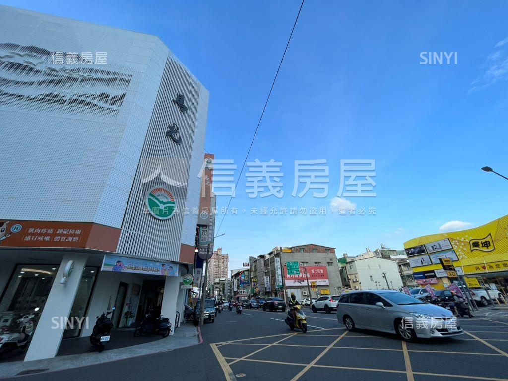 五甲商圈近燦坤美車墅房屋室內格局與周邊環境