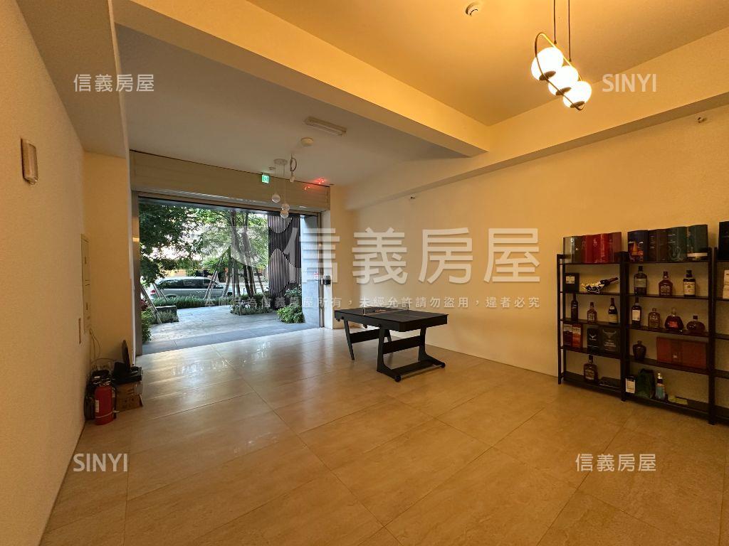 稀有電梯透天雙平車！房屋室內格局與周邊環境