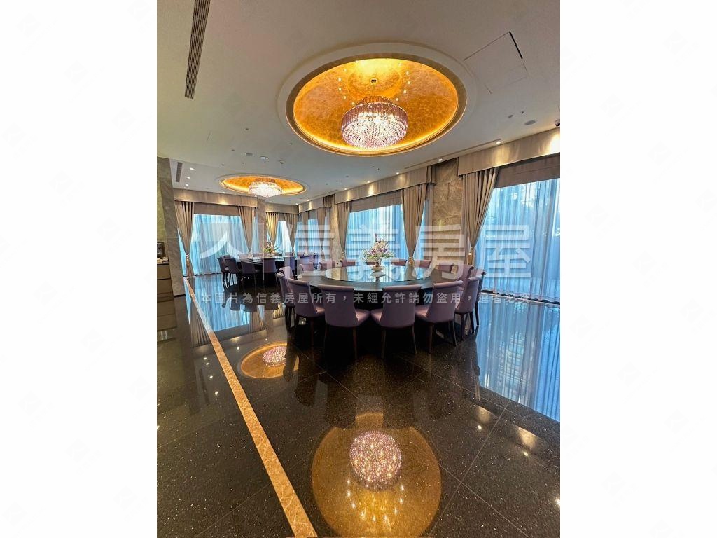 星鑽高樓朝南看仁愛路樹海房屋室內格局與周邊環境