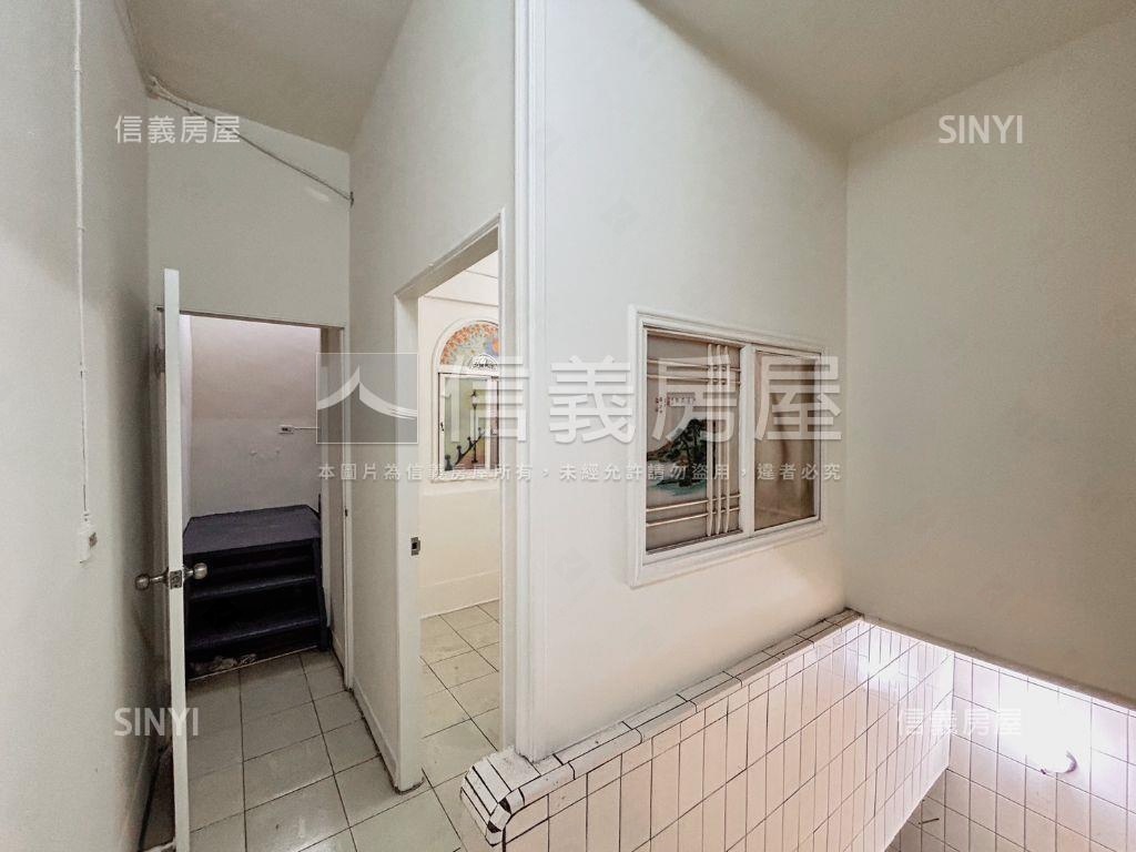 近建工高應大巷內透天房屋室內格局與周邊環境