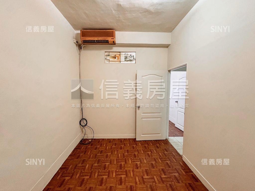 近建工高應大巷內透天房屋室內格局與周邊環境