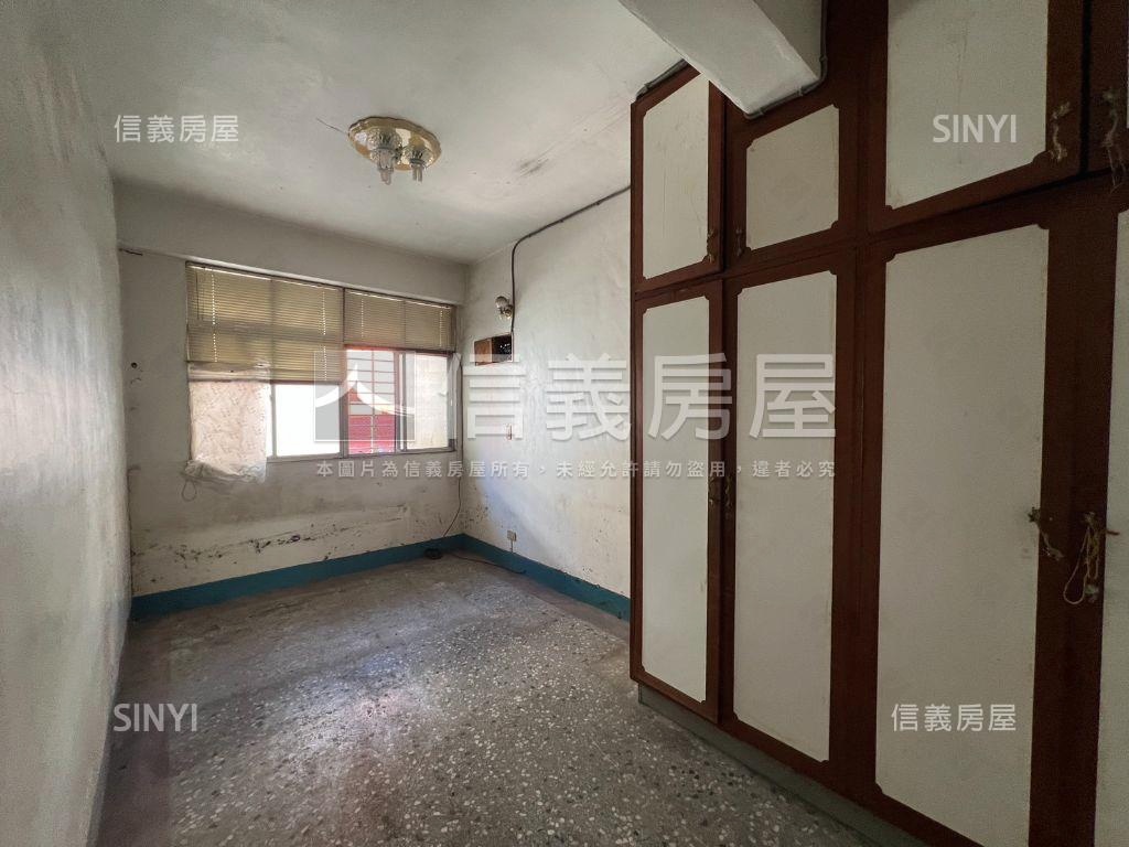 近捷運裕生路公寓三樓三房房屋室內格局與周邊環境