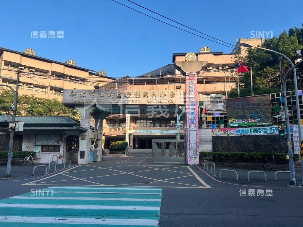 近捷運裕生路公寓三樓三房房屋室內格局與周邊環境