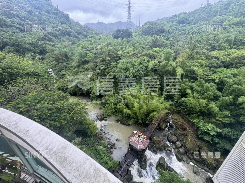 醉夢溪畔水鋼琴綠景美三房房屋室內格局與周邊環境