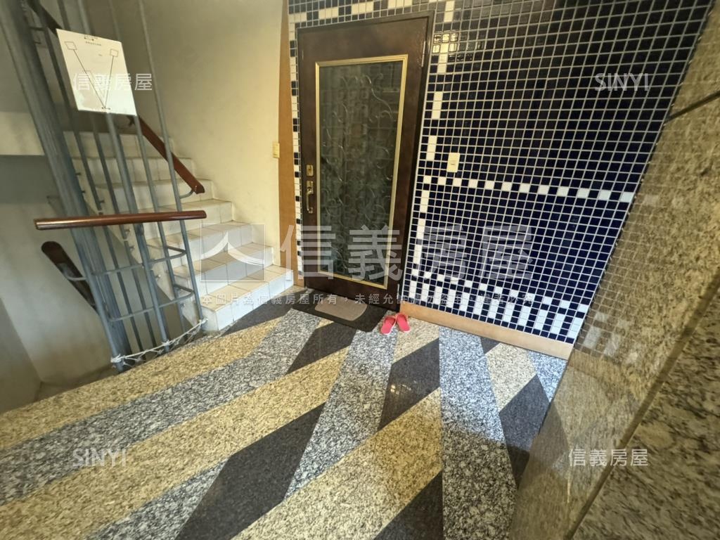醉夢溪畔水鋼琴綠景美三房房屋室內格局與周邊環境