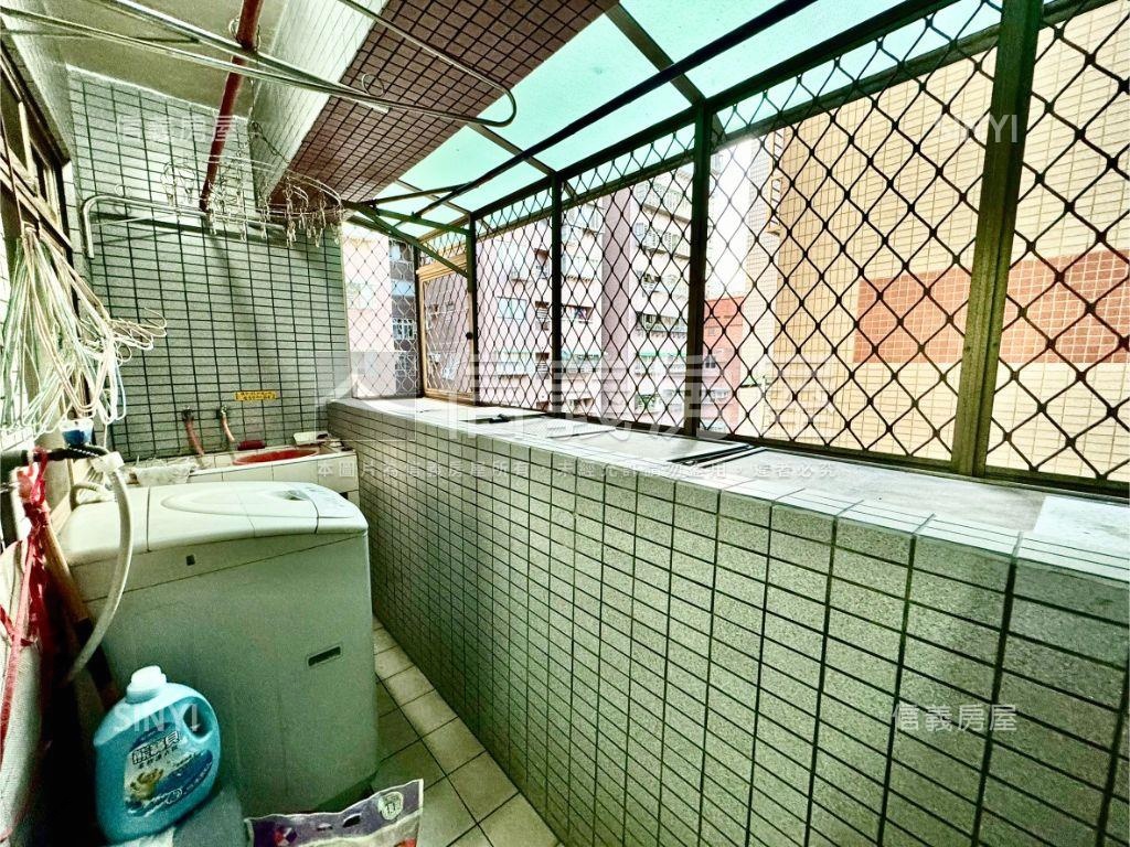 萬有公園邊間森活宅房屋室內格局與周邊環境