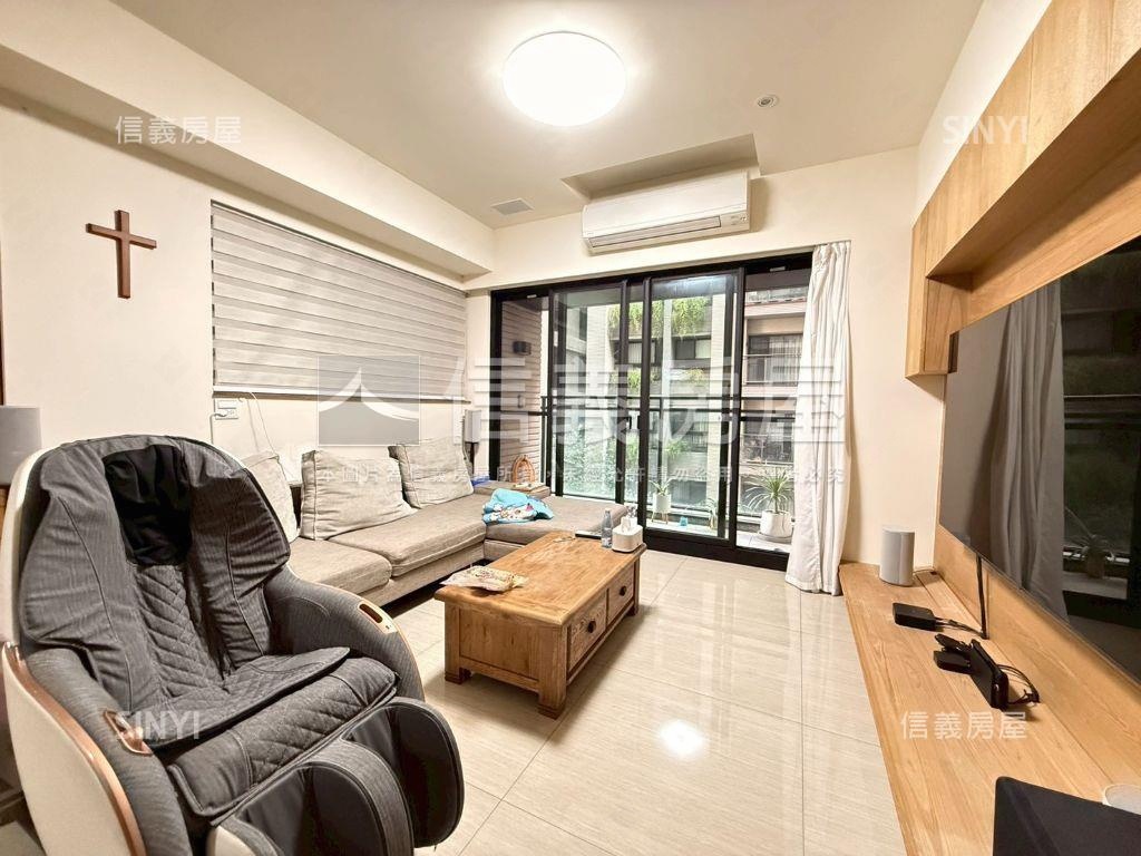 讚！惠宇富山居３房平車位房屋室內格局與周邊環境