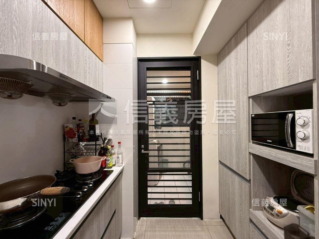 讚！惠宇富山居３房平車位房屋室內格局與周邊環境