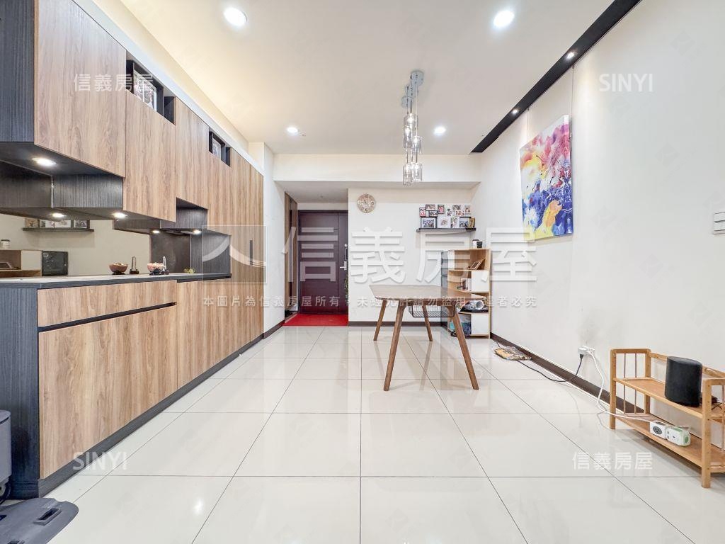 興世代三房雙平面車位房屋室內格局與周邊環境