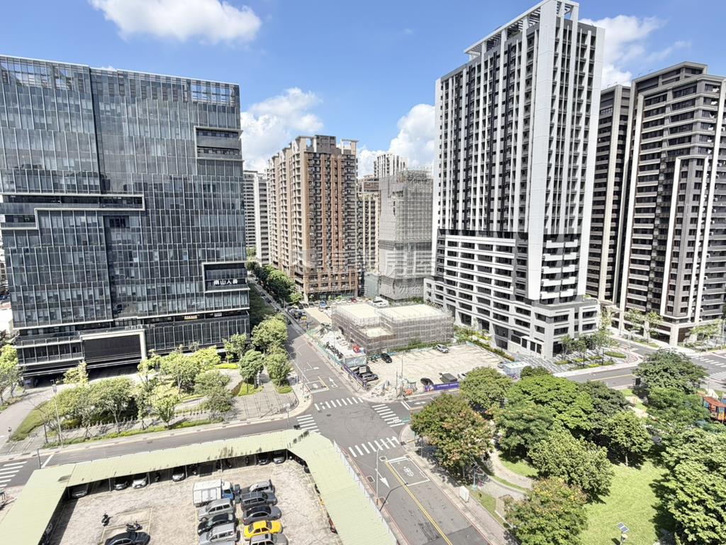 江滙ＬＩＦＥ小資低總價宅房屋室內格局與周邊環境