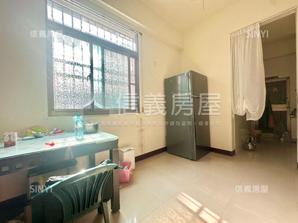 南科新市舒適透天宅房屋室內格局與周邊環境